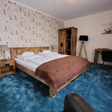 Hotel Aquarius